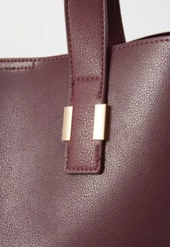 Anna Field SET - Handbag - Bordeaux 16 Anna Field SET - Handbag - Bordeaux -Anna Field Store 76ec5e02278e421f9e7239ee6de68a37